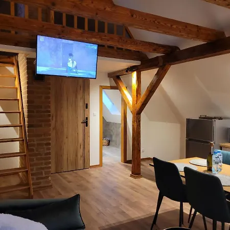 Apartamenty Komarno 46 Jacuzzi&Sauna Exterior photo