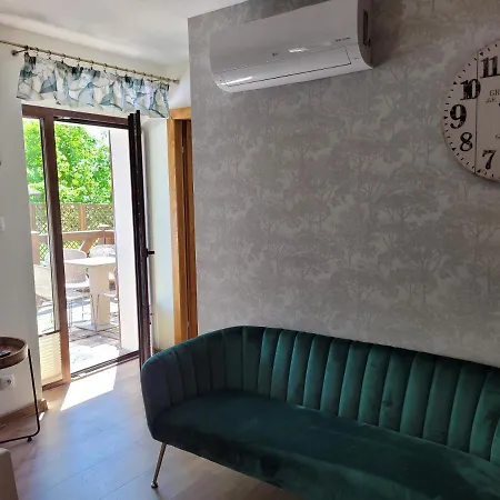 Apartamenty Komarno 46 Jacuzzi&Sauna Exterior photo