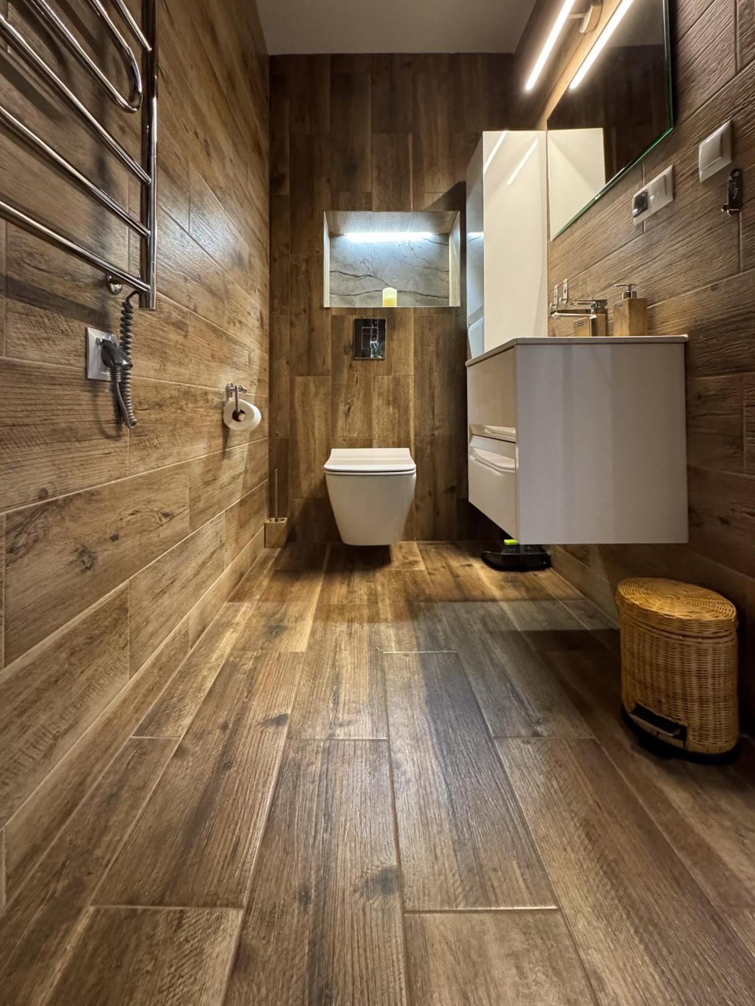 46 Jacuzzi&sauna Komarno