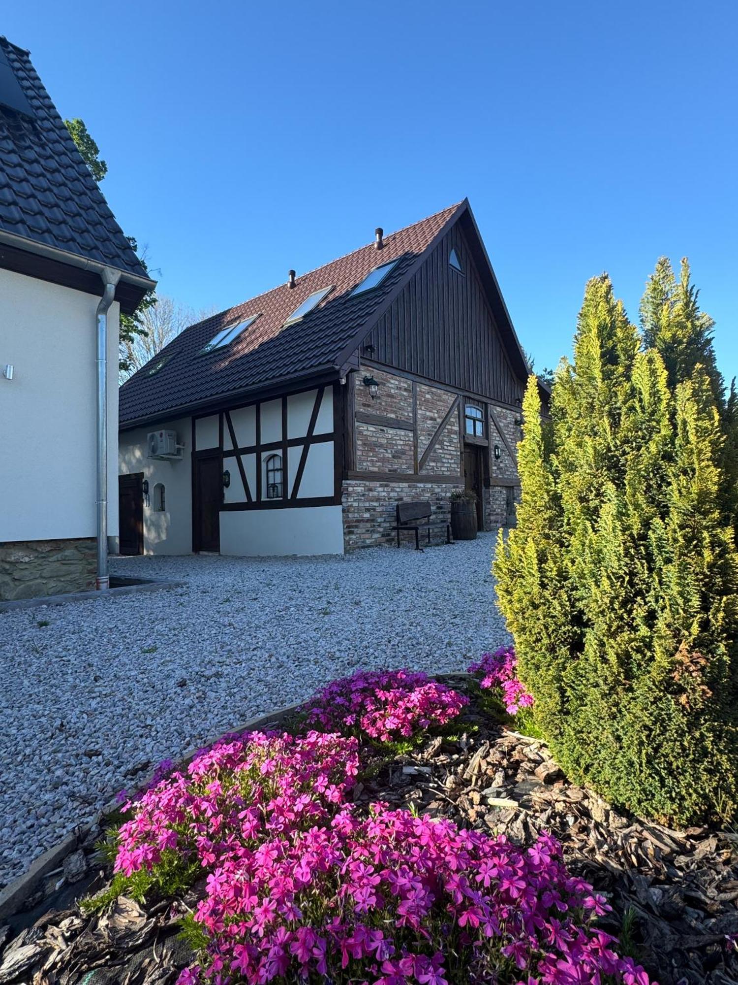 Apartment 46 Jacuzzi&sauna Komarno