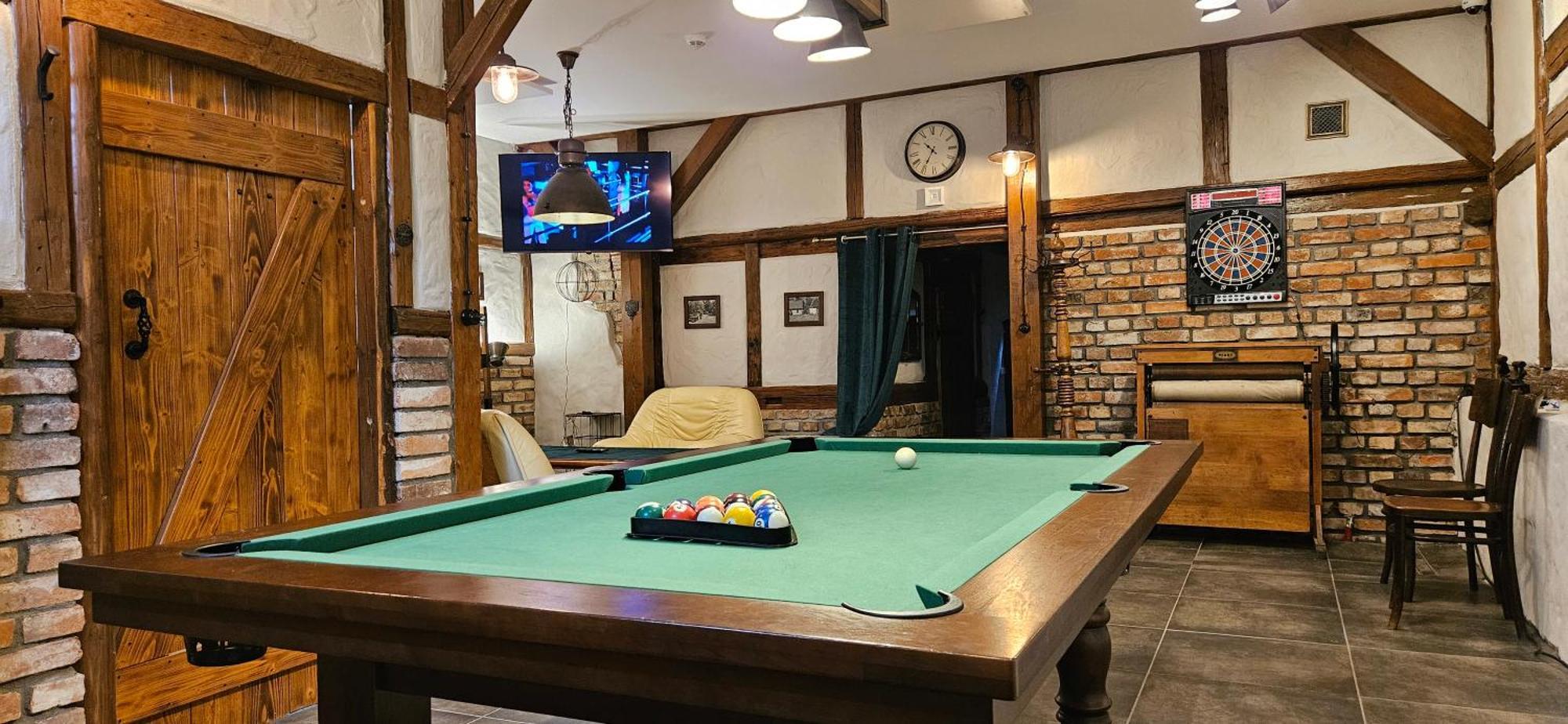 Apartment 46 Jacuzzi&sauna Komarno